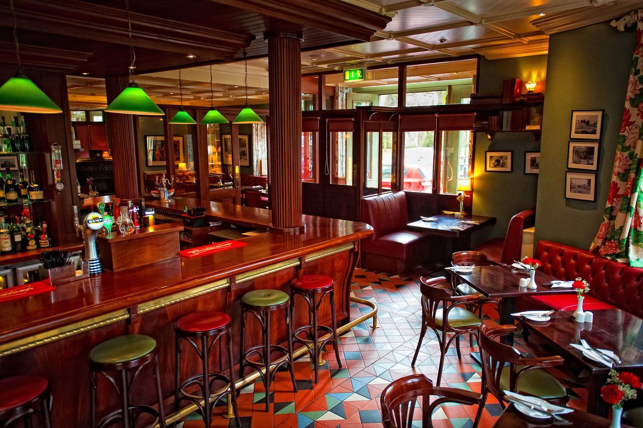 Step House Hotel Borris Bagian luar foto