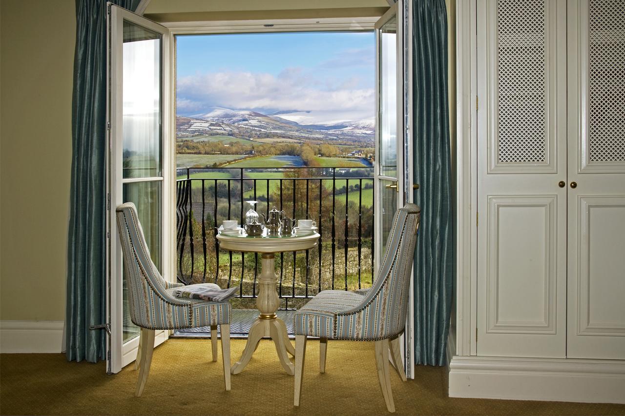 Step House Hotel Borris Bagian luar foto